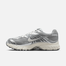 Nike Air Max Moto 2K - Cinza claro / Cinza / Branco-creme / Branco
