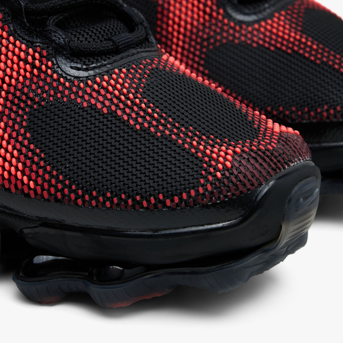 Nike Air Liquid Max - Preto e Vermelho