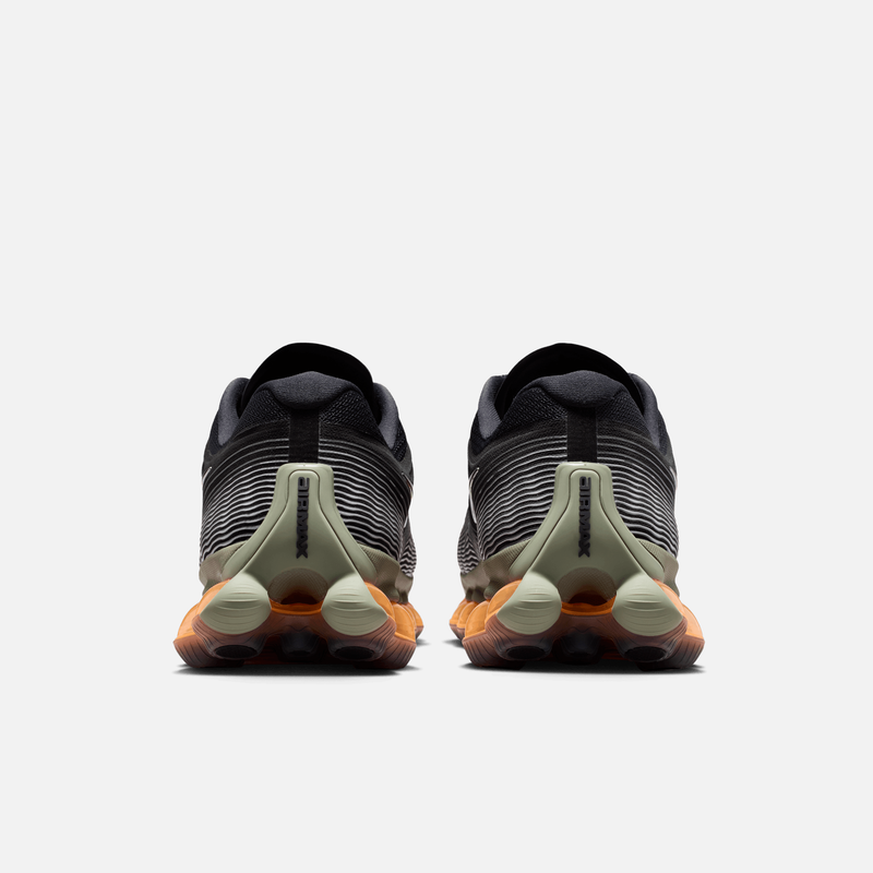Nike Air Liquid Max - Preto / Verde-militar claro / Cinza-platinado / Prateado metálico / Laranja
