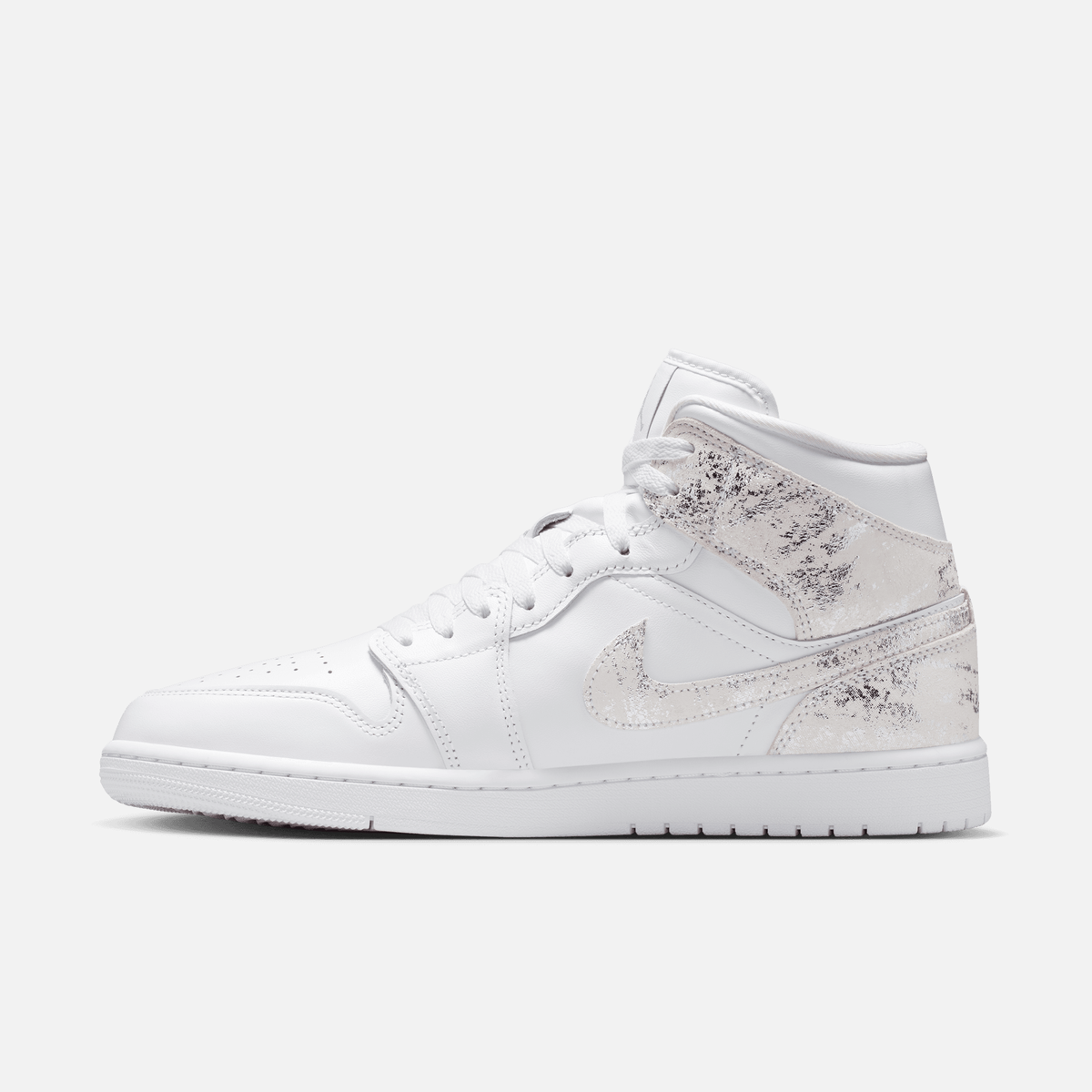Air Jordan 1 Mid SE Distressed - Branco / Prateado