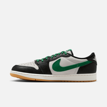 Air Jordan 1 Low OG - Branco-acinzentado / Verde / Preto / Caramelo-médio
