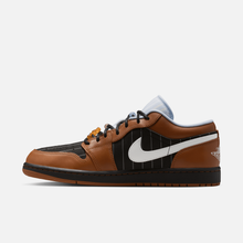 Air Jordan 1 Low SE - Preto / Marrom-claro / Branco-creme
