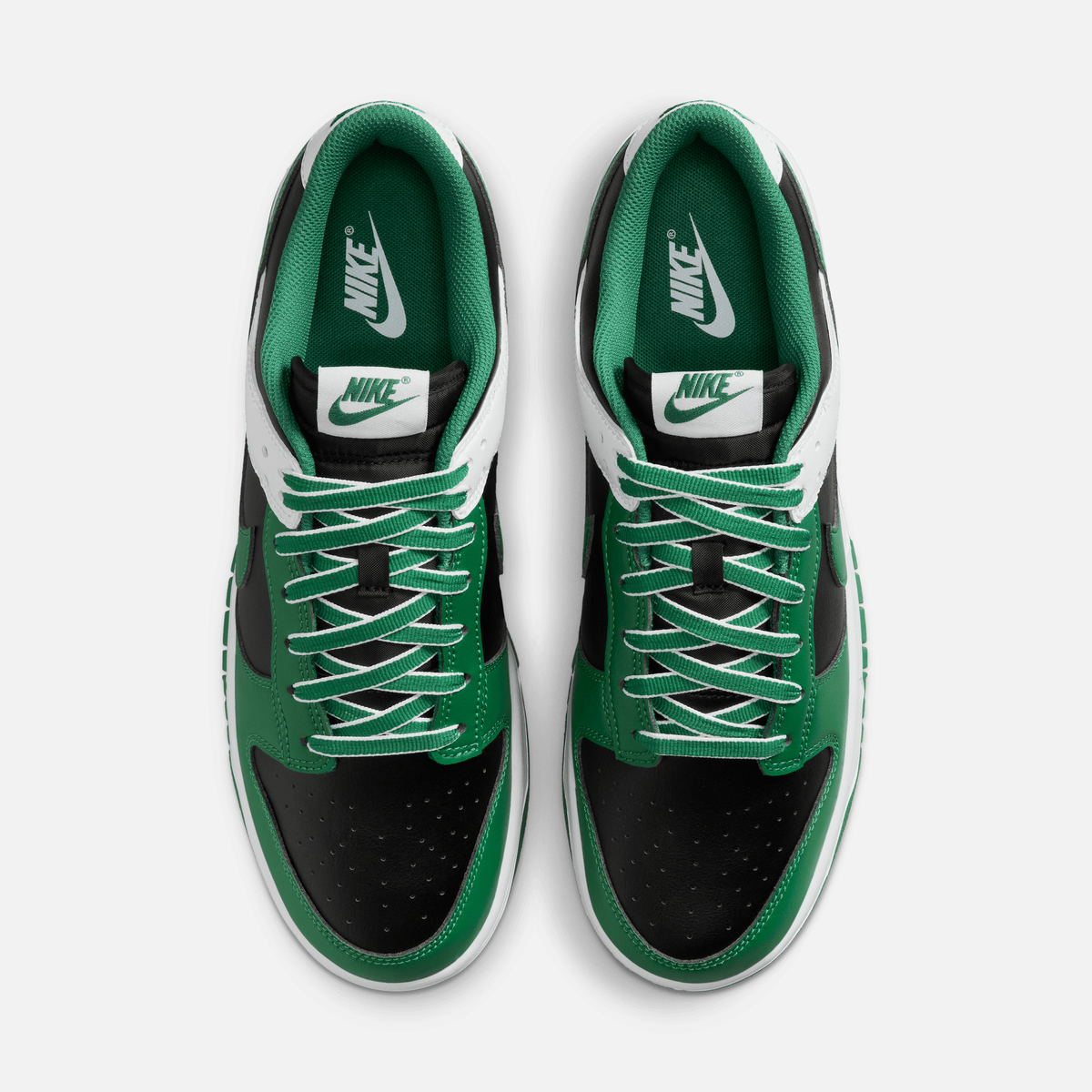 Nike Dunk Low - Preto / Branco / Verde-trevo