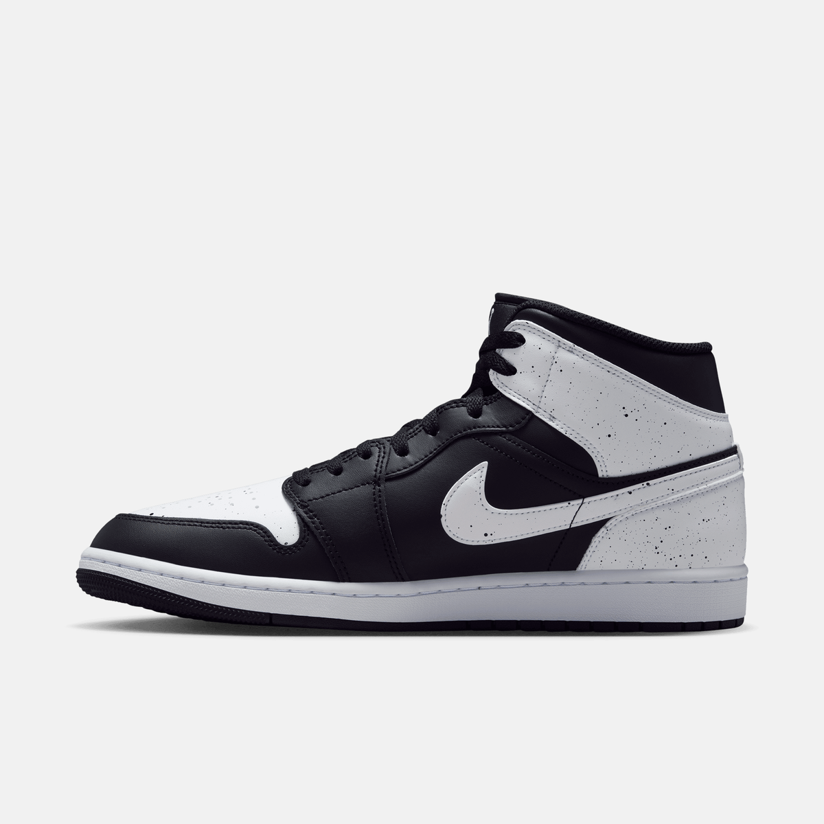 Air Jordan 1 Mid Oreo - Preto / Branco