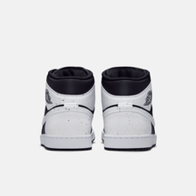 Air Jordan 1 Mid Oreo - Preto / Branco