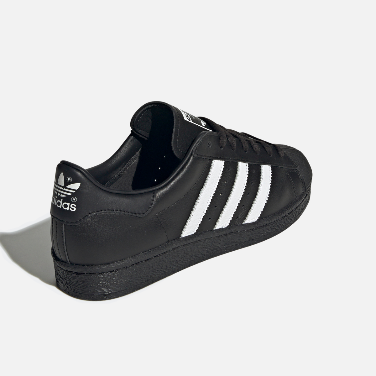 Adidas Superstar 82 - Preto / Branco