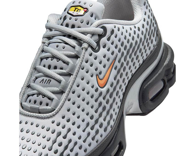 Tênis Nike Air Max Plus VII em cinza-fumê claro — imagem 2