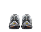 Tênis Nike Air Max Plus VII em cinza-fumê claro — imagem 4