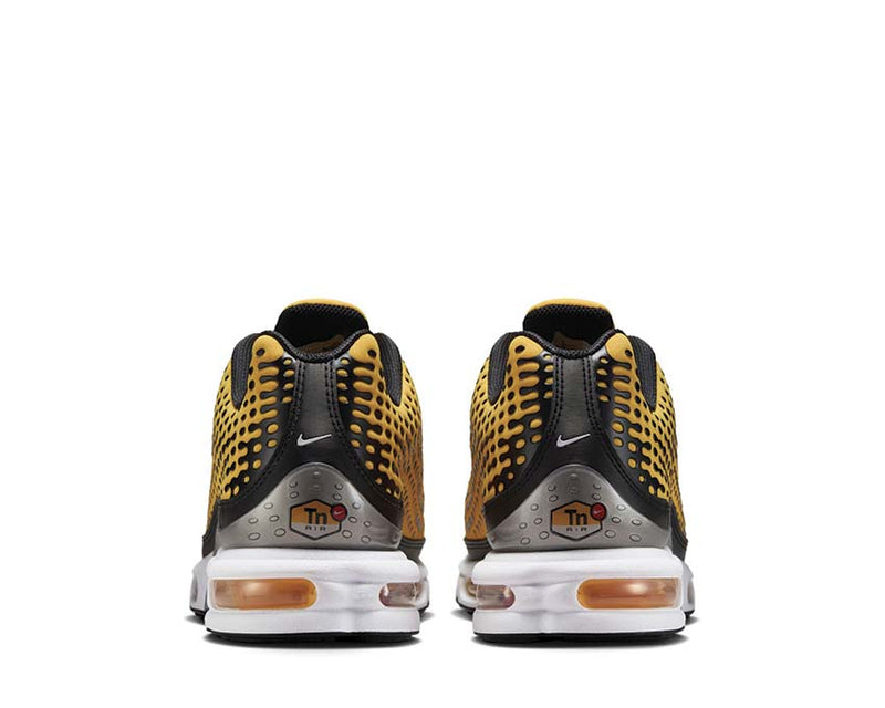 Tênis Nike Air Max Plus VII em amarelo e preto — imagem 4