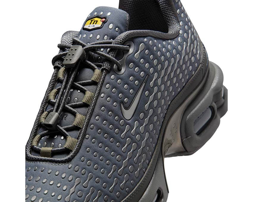 Tênis Nike Air Max Plus VII em cinza-fumê — imagem 2