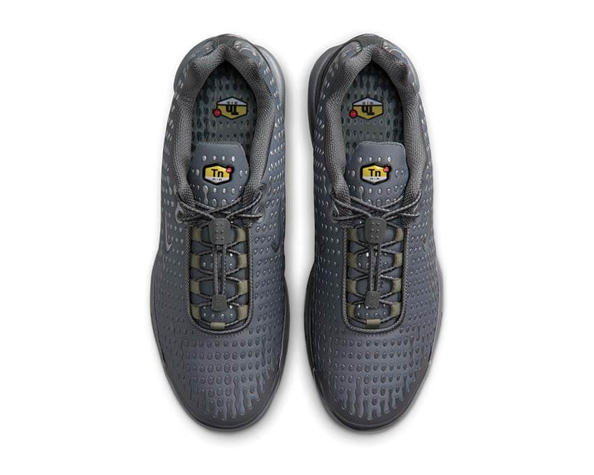 Tênis Nike Air Max Plus VII em cinza-fumê — imagem 5