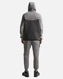 Calça jogger Nike Tech - Cinza e Azul