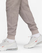 Calça Tottenham Hotspur Tech Fleece - Marrom-acinzentado