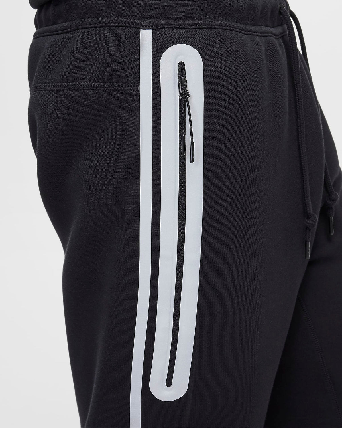 Calça Nike Tech Fleece - Preto e Prateado