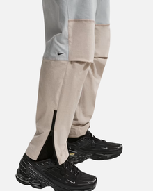Calça Nike Tech - Bege e Cinza