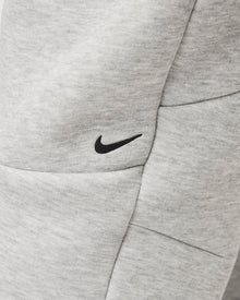 Calça Nike Tech Fleece - Cinza e Preto