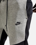 Calça Nike Tech Fleece - Preto e Cinza