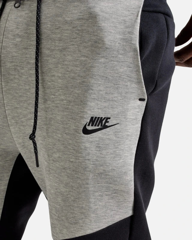 Calça Nike Tech Fleece - Preto e Cinza