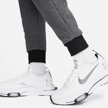 Calça Sportswear Nike Tech Fleece - Cinza e Preto