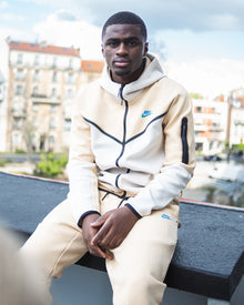 Jaqueta com capuz Nike Tech Fleece - Bege, Branco e Azul