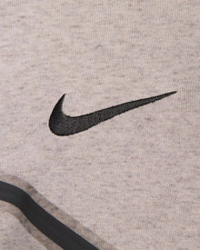 Jaqueta Tottenham Tech Fleece - Marrom-acinzentado