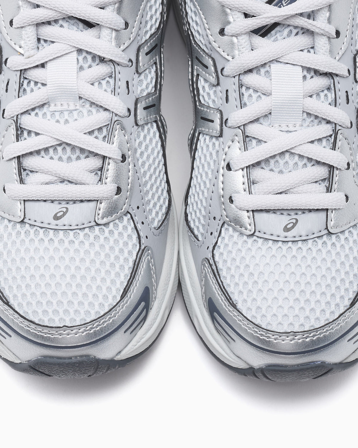 ASICS Gel-1130 - Cinza e Prateado