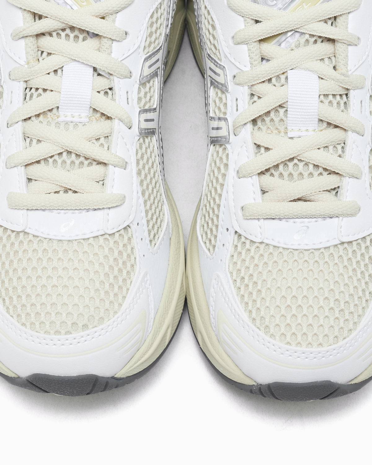 ASICS Gel-1130 - Bege e Branco