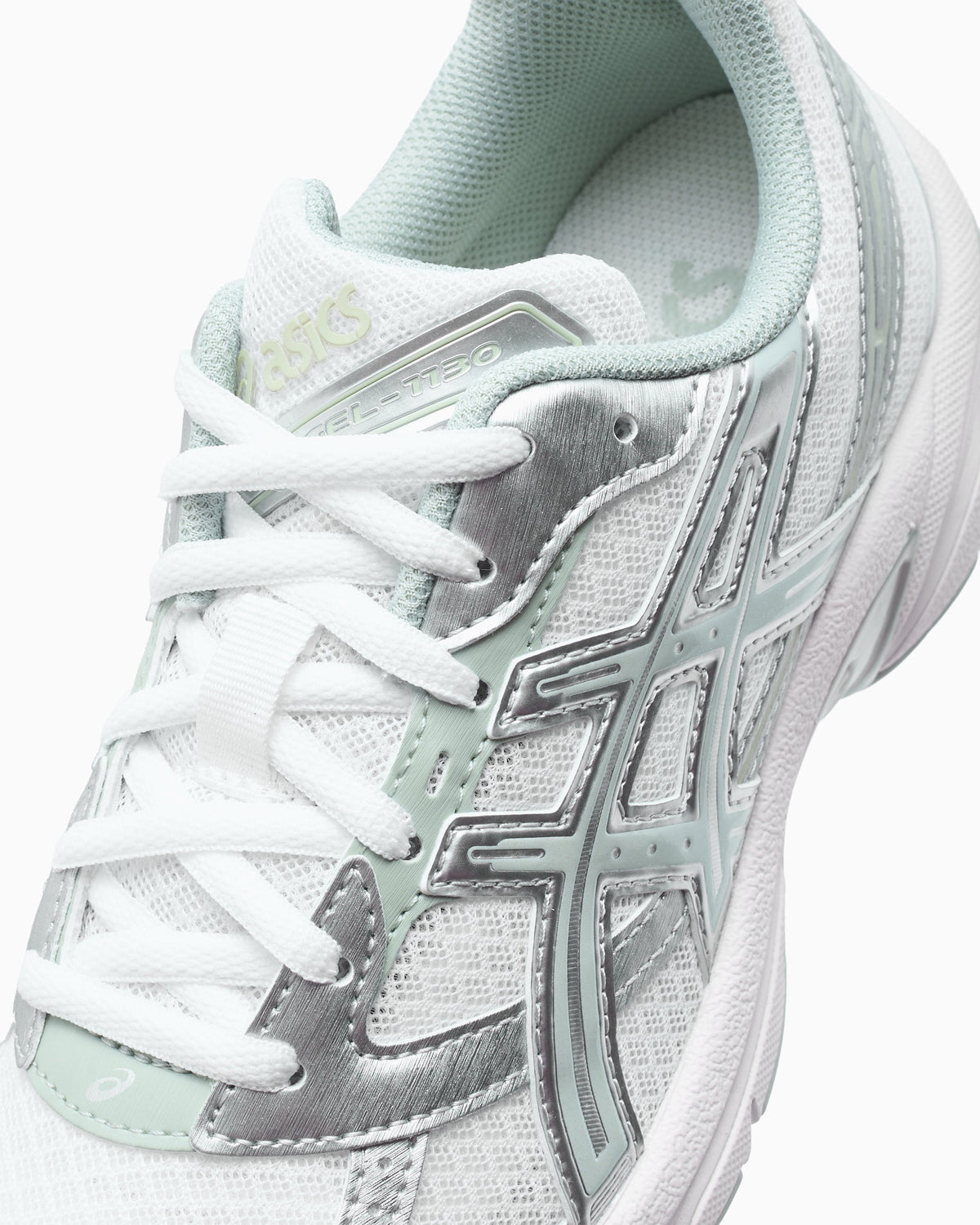 ASICS Gel-1130 - Prateado e Branco