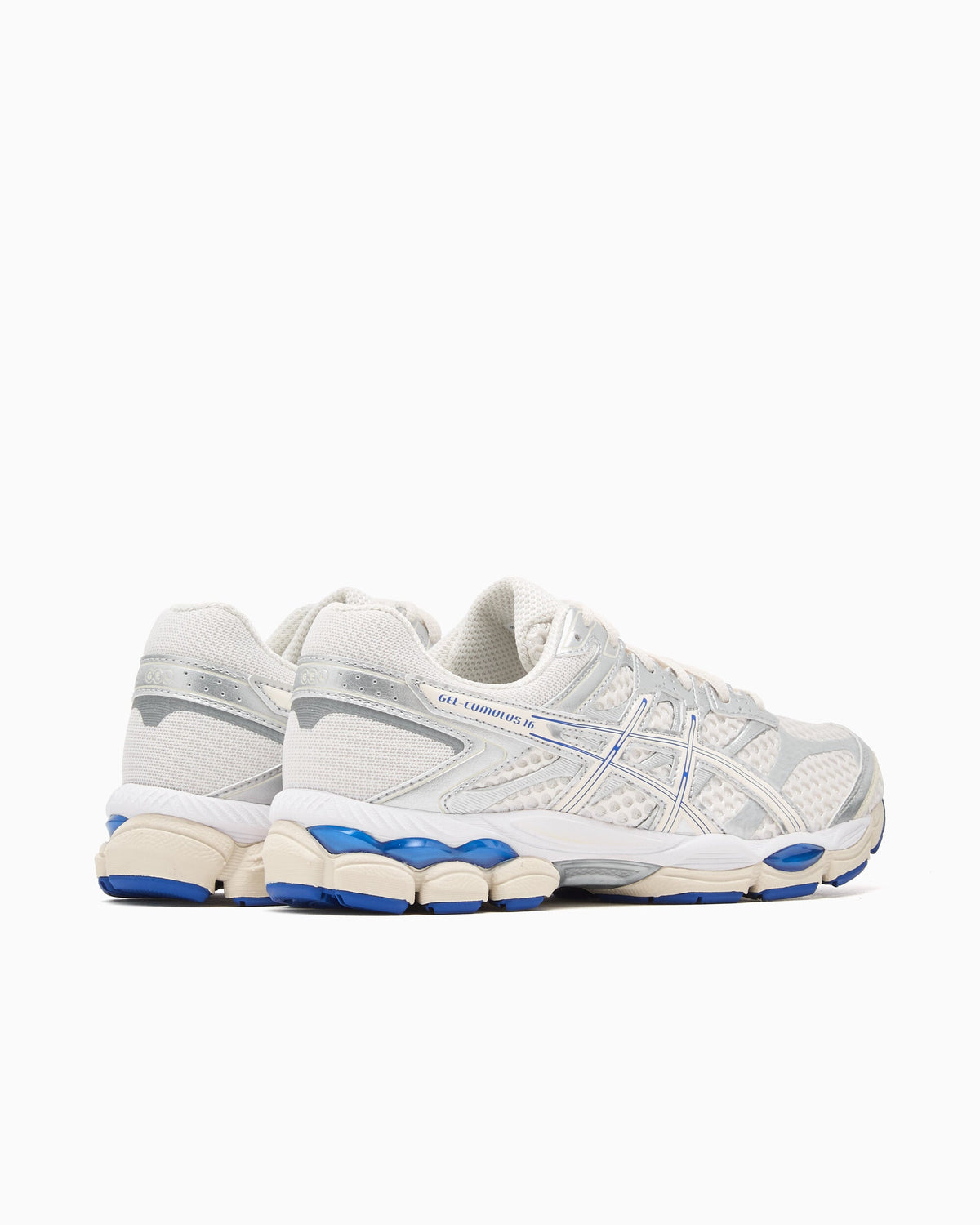 ASICS Gel-Cumulus 16 - Prateado e Branco