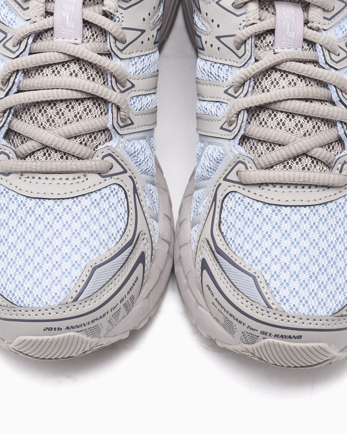 ASICS Gel-Kayano 20 - Bege e Azul