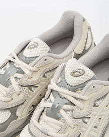 ASICS Gel-NYC - Bege e Cinza