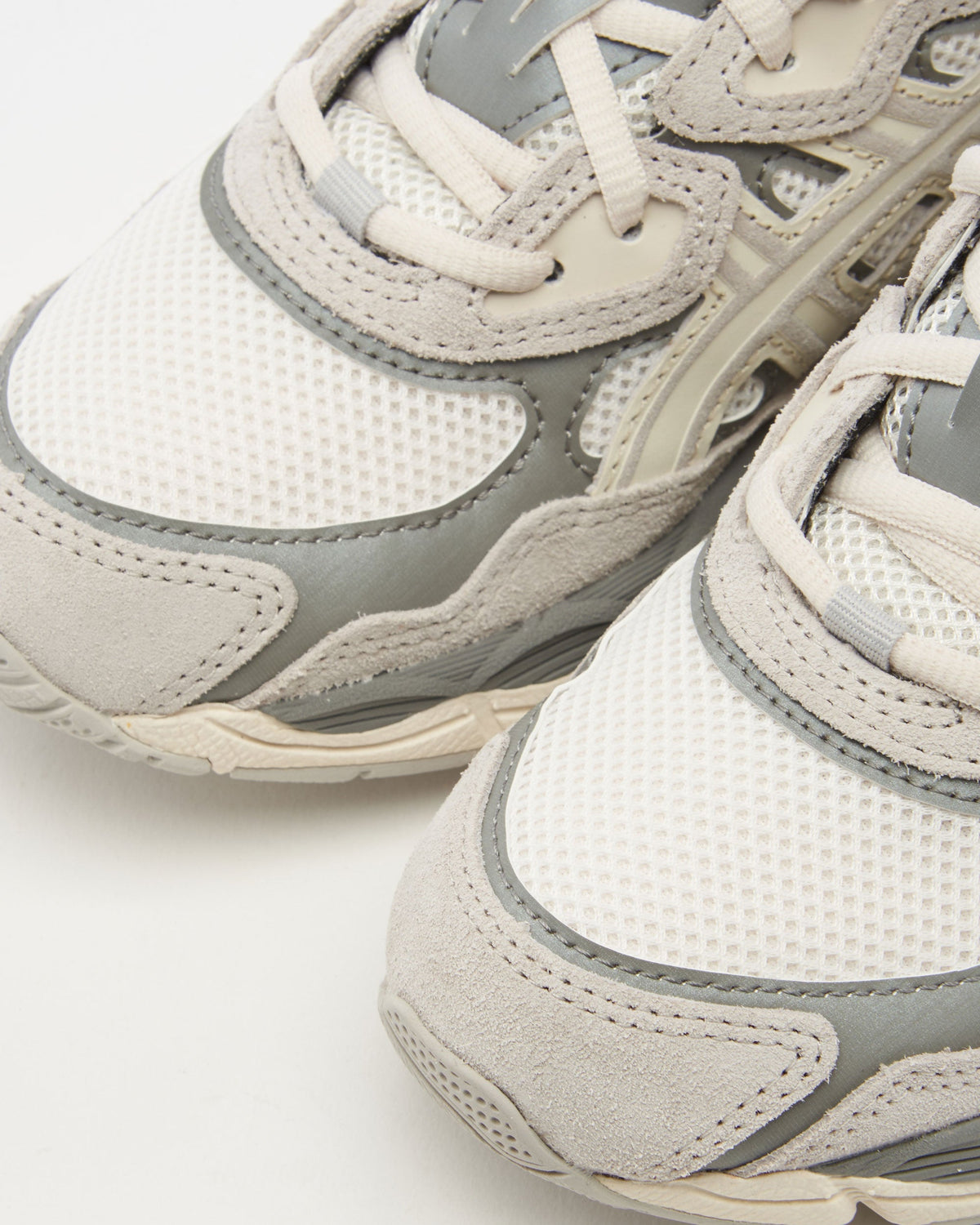 ASICS Gel-NYC - Bege e Cinza