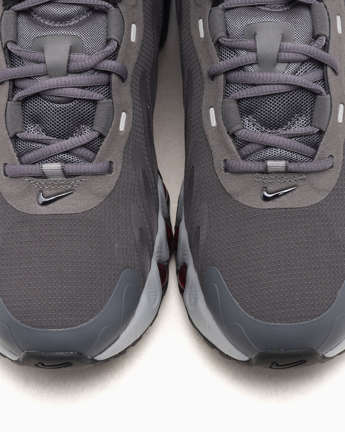 Nike Air Max DN8 - Cinza-ferro