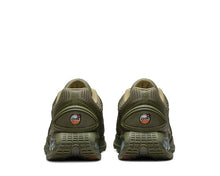 Tênis Nike Air Max DN em verde-oliva — imagem 3